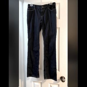 Eddie Bauer Barely Bootcut, Size 6, Classic Fit